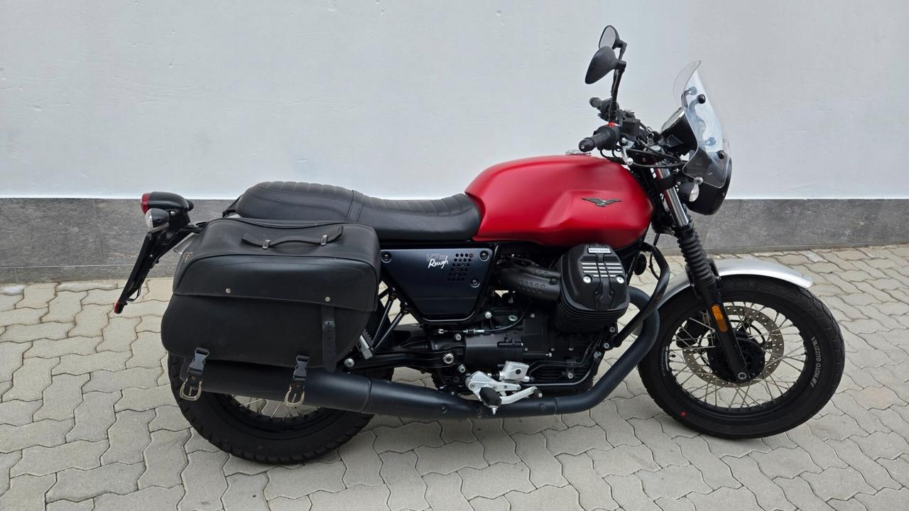 Moto Guzzi V7 ROUGH ABS