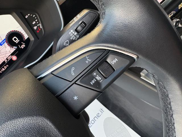 AUDI Q3 35 2.0 TDI S tronic Business Advanced COCKPIT