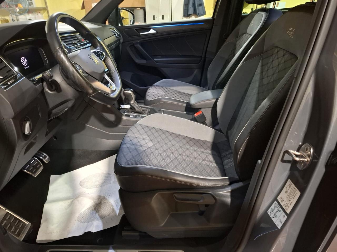 Volkswagen Tiguan 2.0 TDI 150 CV SCR DSG 4MOTION R-Line full optional