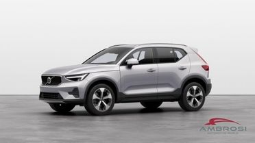 VOLVO XC40 B3 Mild hybrid Benzina Core