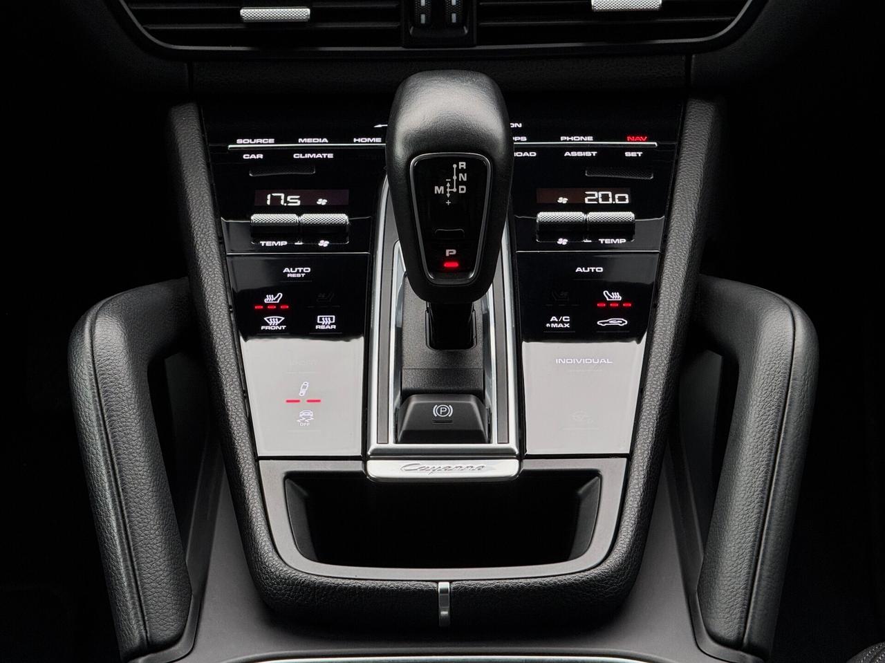 Porsche Cayenne Coupe 3.0 E-Hybrid Platinum Edition