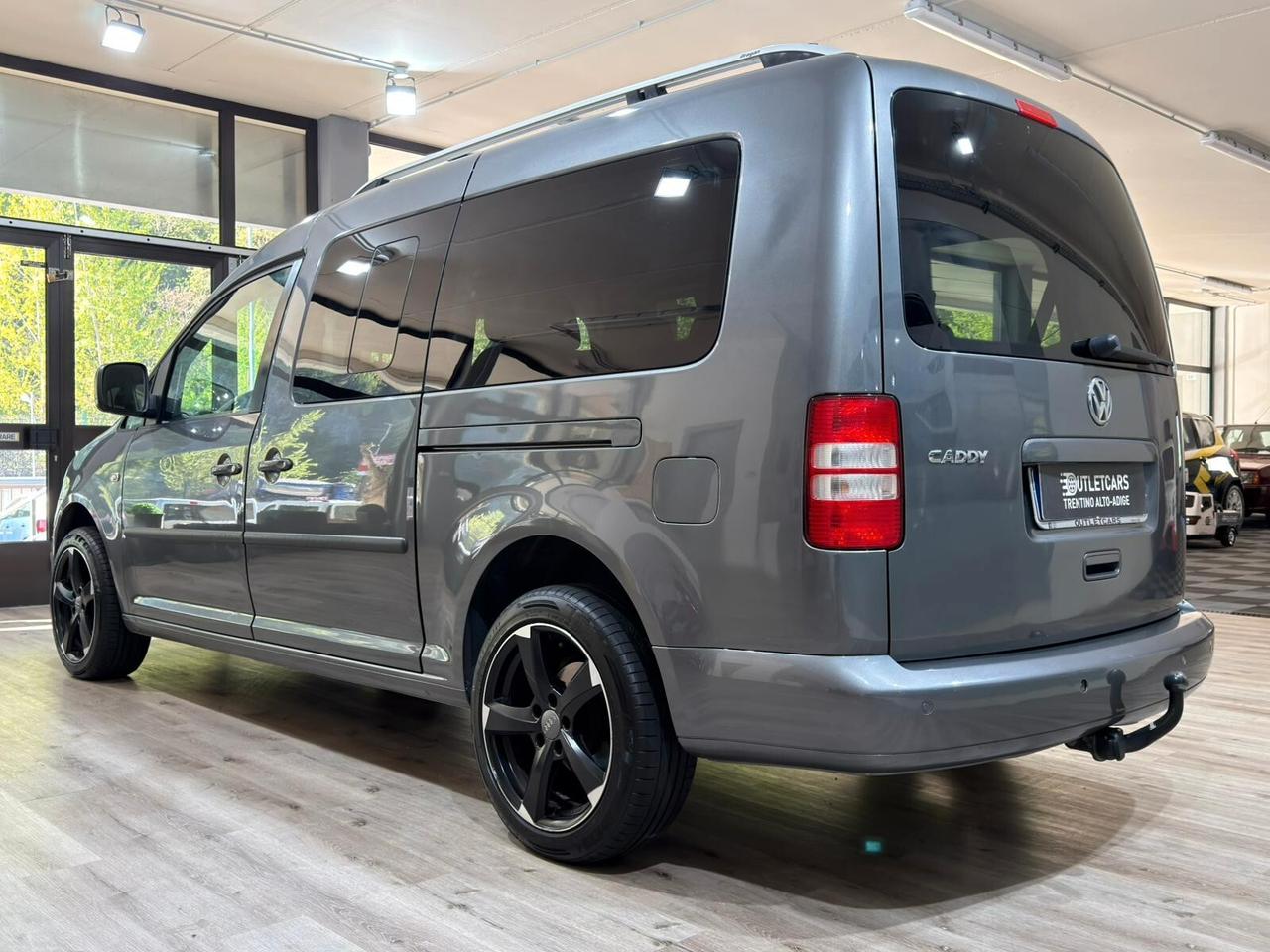 VW CADDY MAXI 1.6 TDI 102CV 7POSTI GANCIO TRAINO