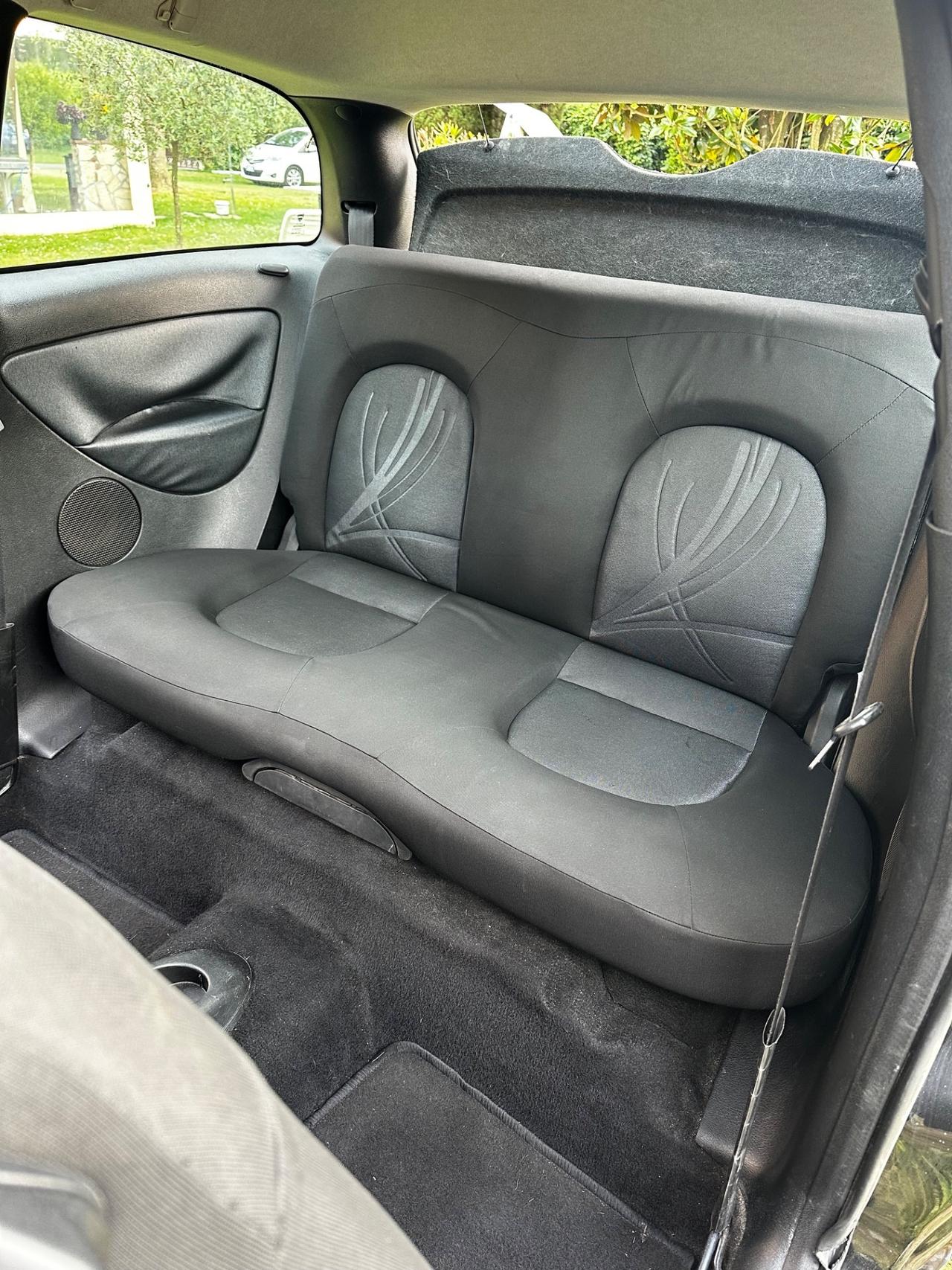 Lancia Ypsilon 1.2 69 CV Platinum 80.000km !
