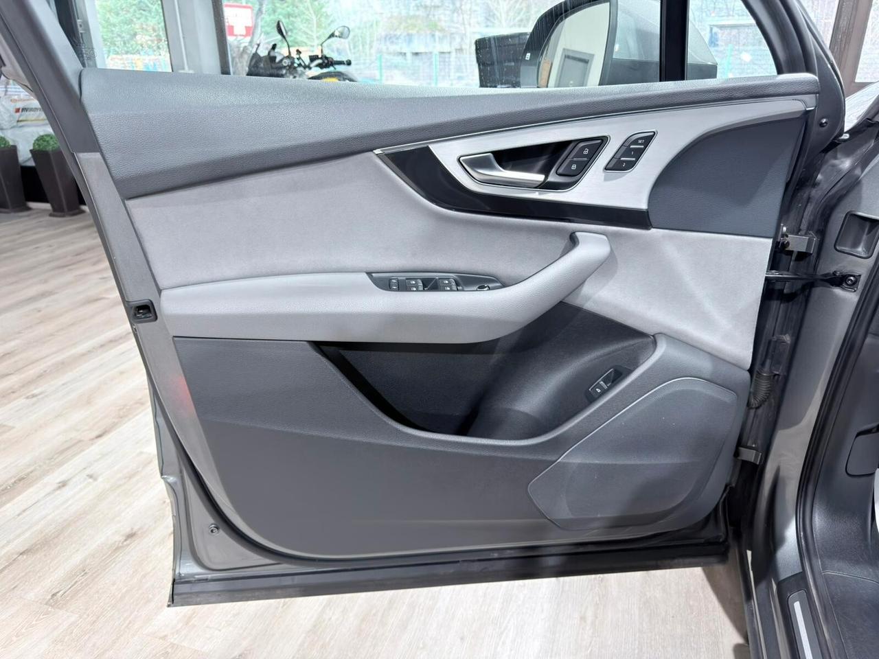 AUDI Q7 3.0 272CV QUATTRO TIPTRONIC S-LINE 7P