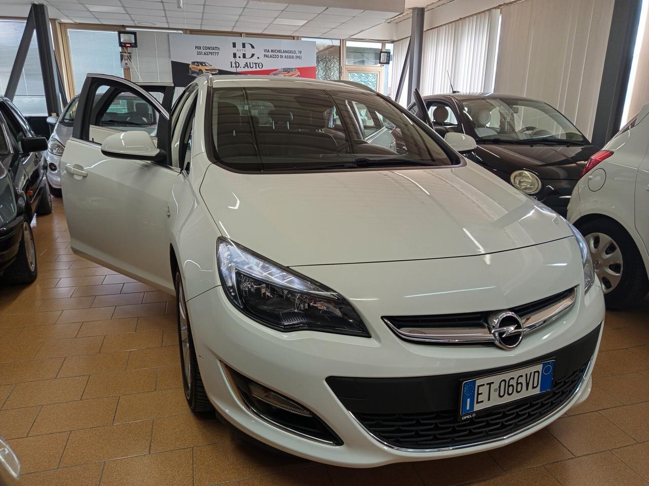 Opel Astra 1.7 CDTI 110CV, 161 Mila chilometri ok neopatentati