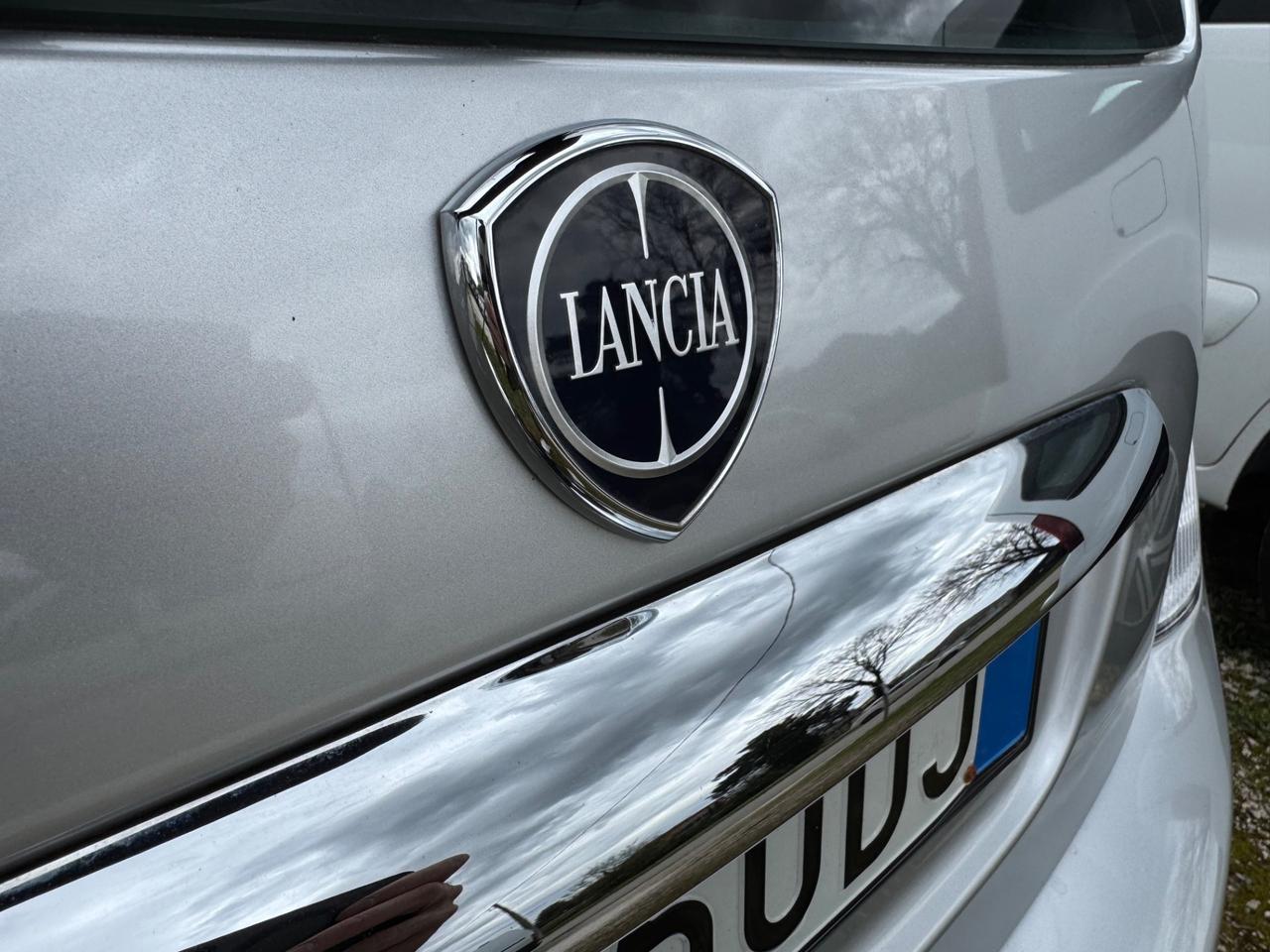 Lancia Ypsilon 1.2 69 CV Argento