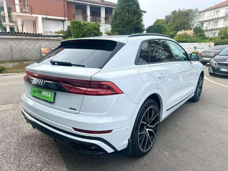 AUDI Q8 Q8 50 TDI 286 CV quattro tiptronic Sport