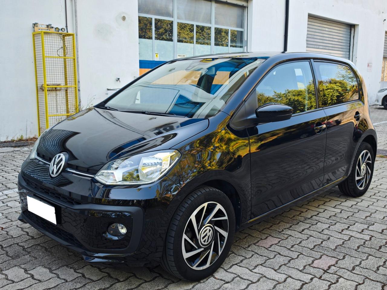 Volkswagen up! 1.0 5p. move