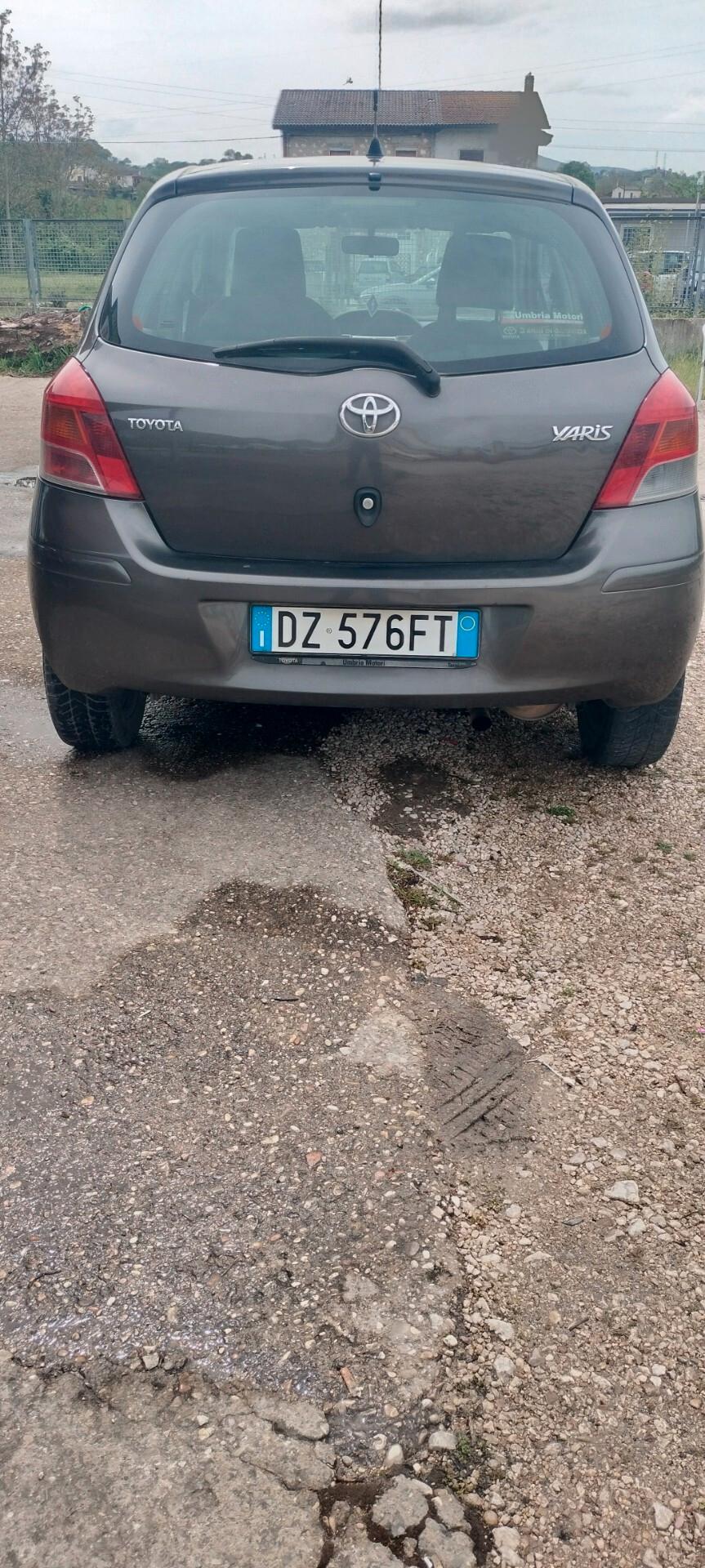 Toyota Yaris 1.3 5 porte Sol