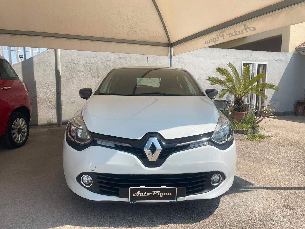 Renault Clio 1.2 75CV 5 porte Costume National