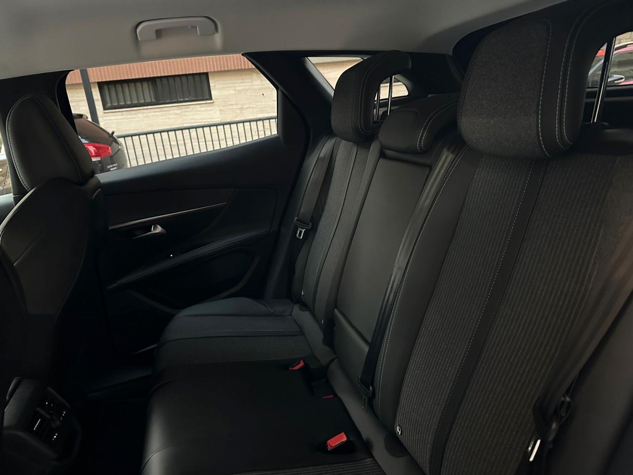 Peugeot 3008 BlueHDi 130CV EAT8 Allure Pack