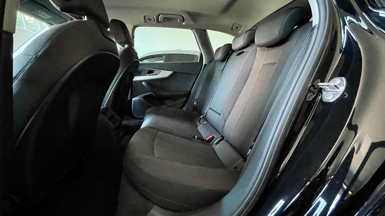 AUDI A4 QUATTRO 40 2.0 ALLROAD TDI S-TRONIC204 CV - FULL LED, CAR PLAY