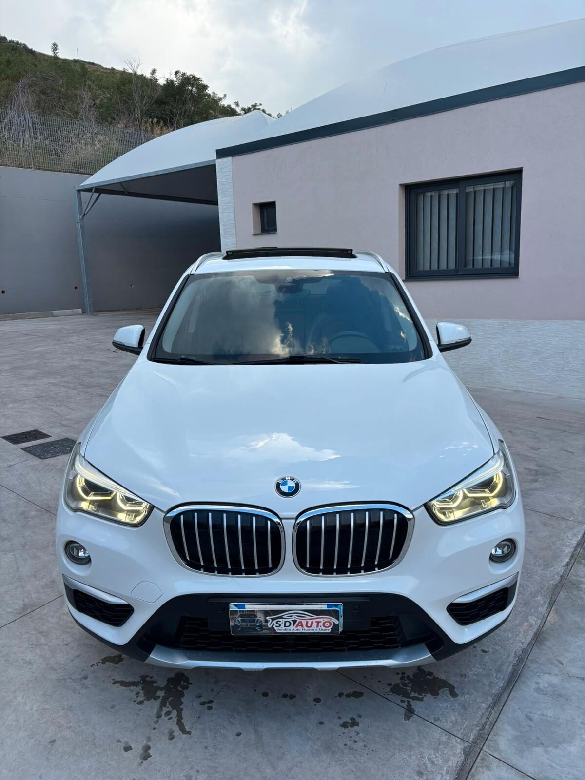 Bmw X1 sDrive18d Sport /:/:/
