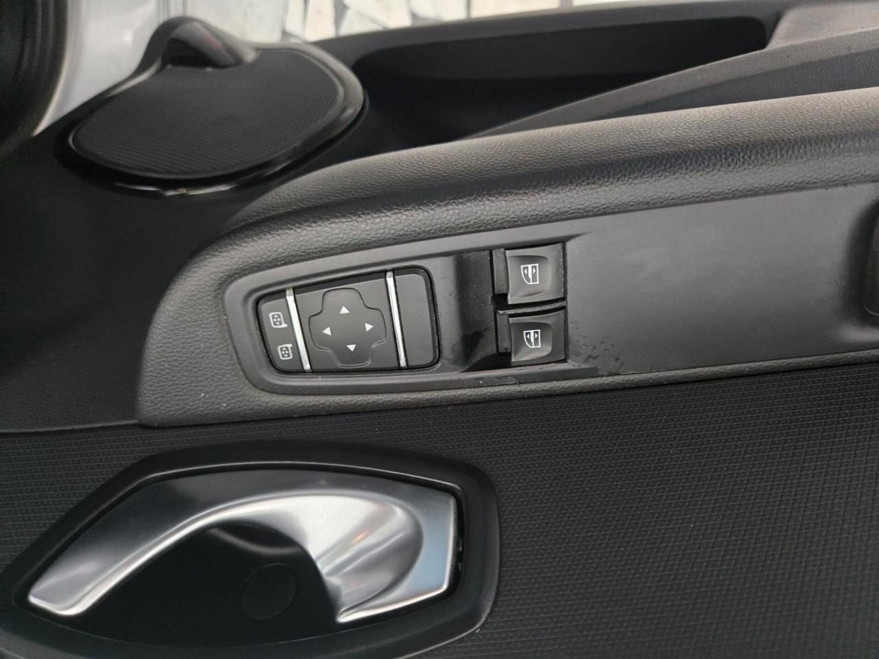 Renault Clio dCi 8V 75 CV 5 porte Duel