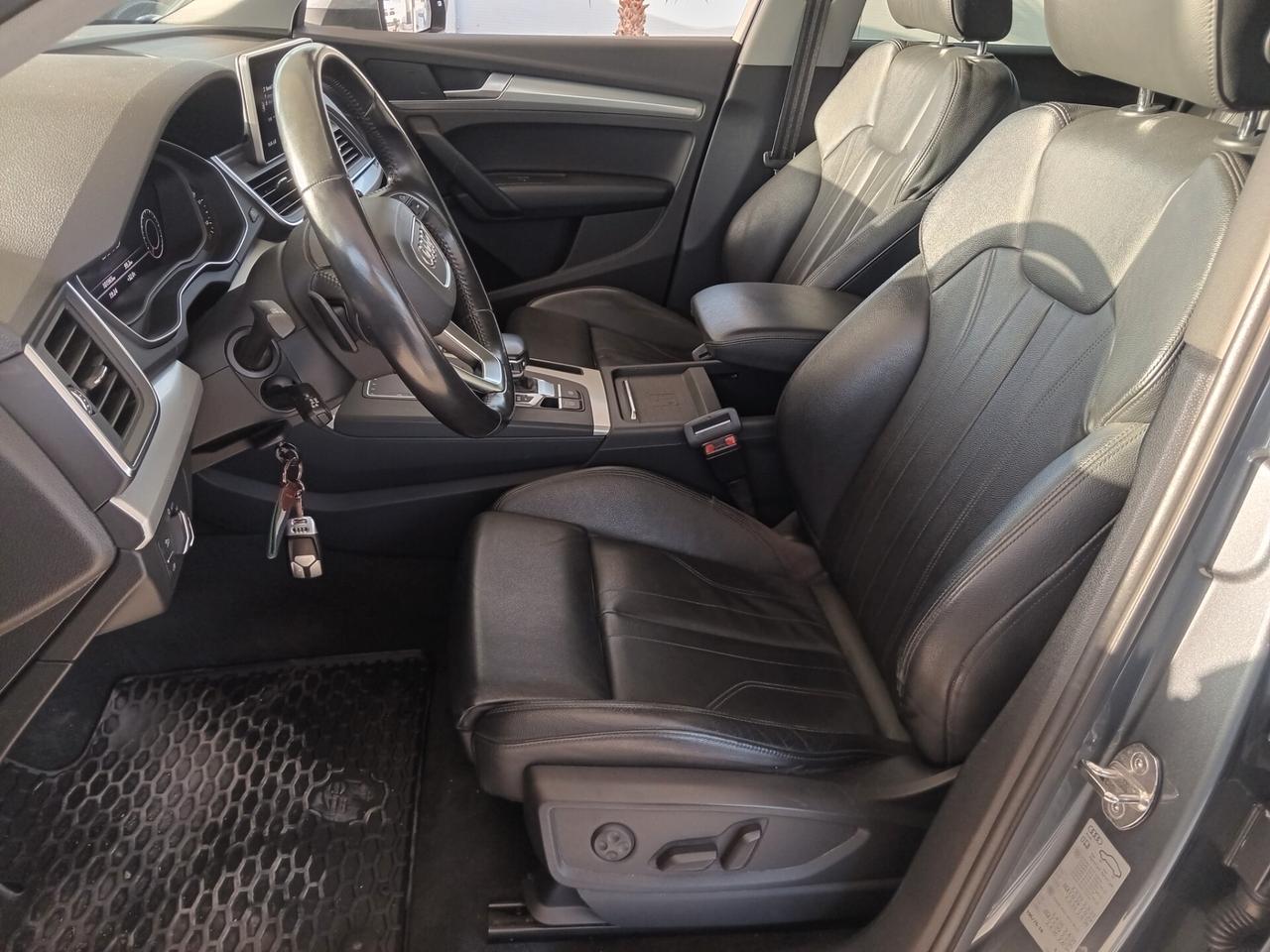 AUDI Q5 S.LINE CON TETTO APRIBIL. DISEL 2.O C.V 190 PERFETTA