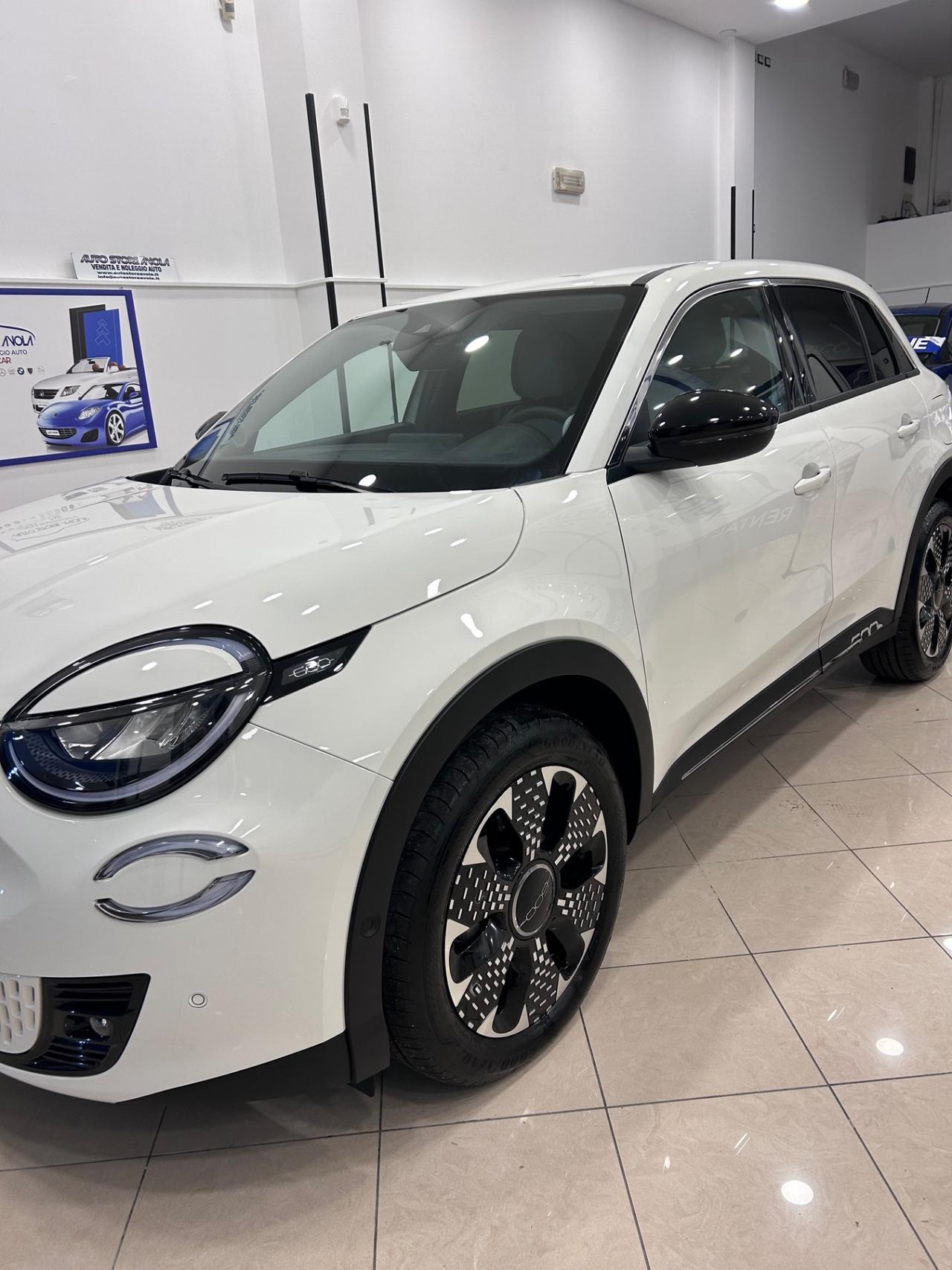 Fiat 600 Hybrid 110 CV DCT MHEV La Prima