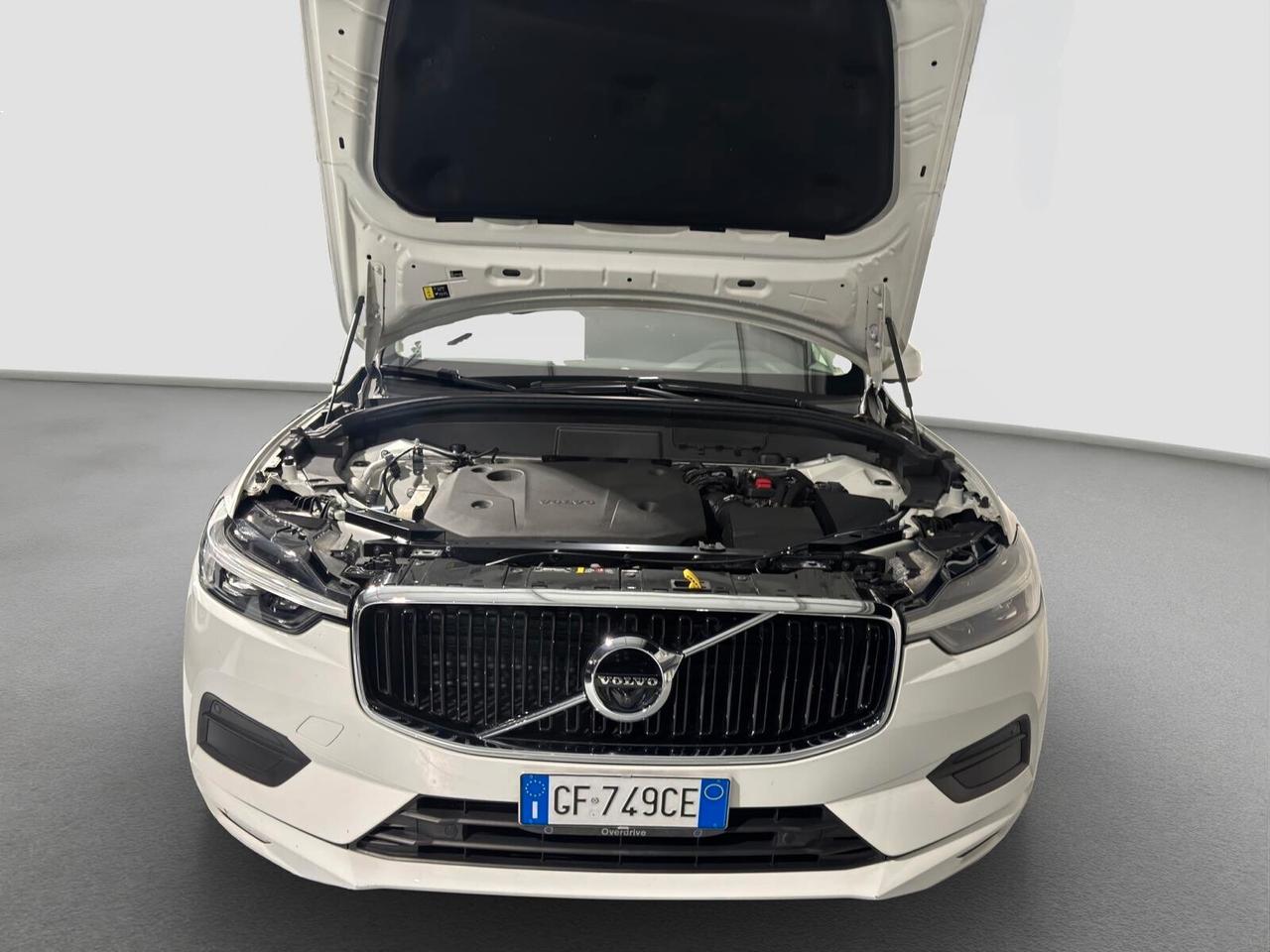 Volvo XC60 B4 (d) AWD Geartronic Momentum Pro