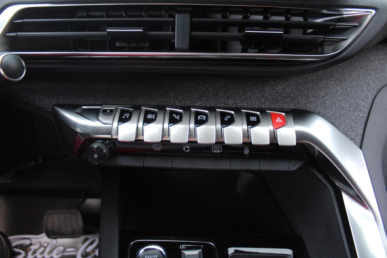 Peugeot 3008 Hybrid 225 e-EAT8 Allure Pack