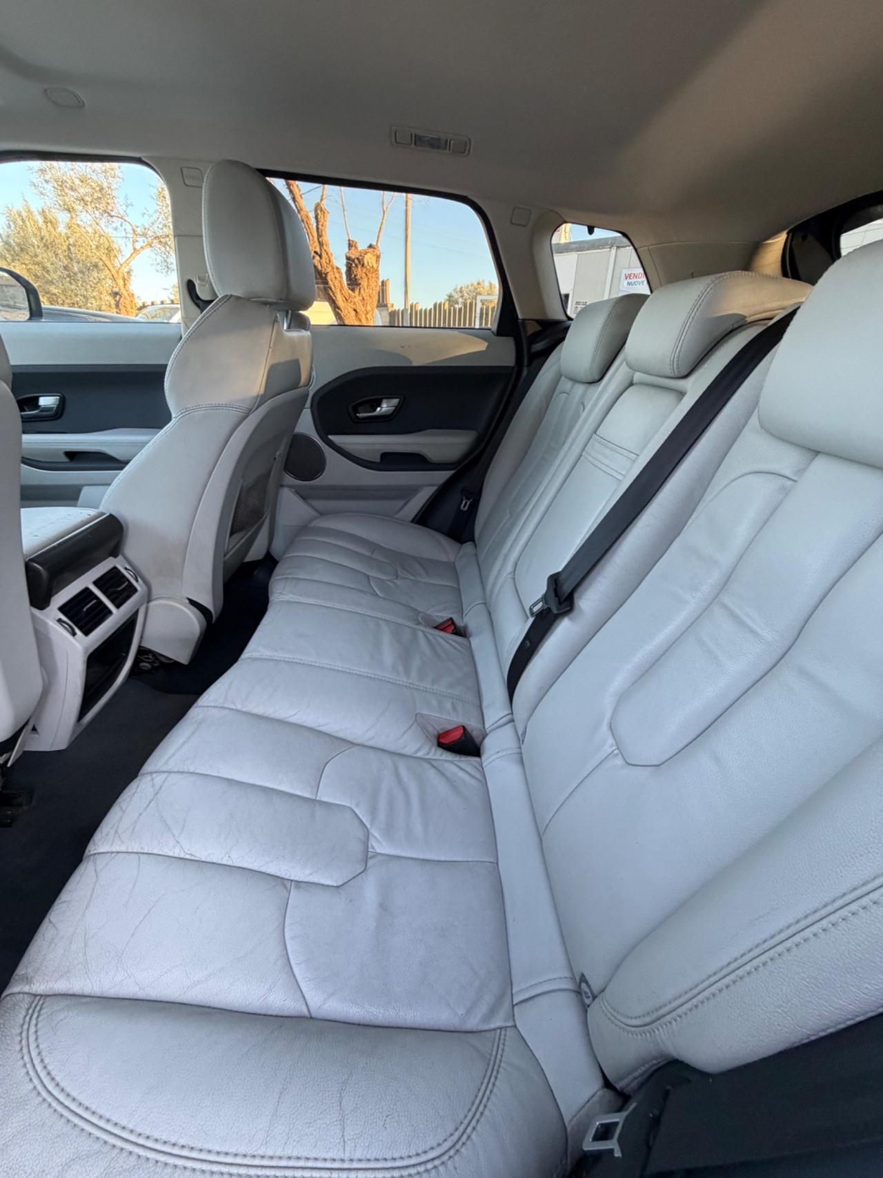 Land Rover Range Evoque 2.2 TD4 5p. Prestige