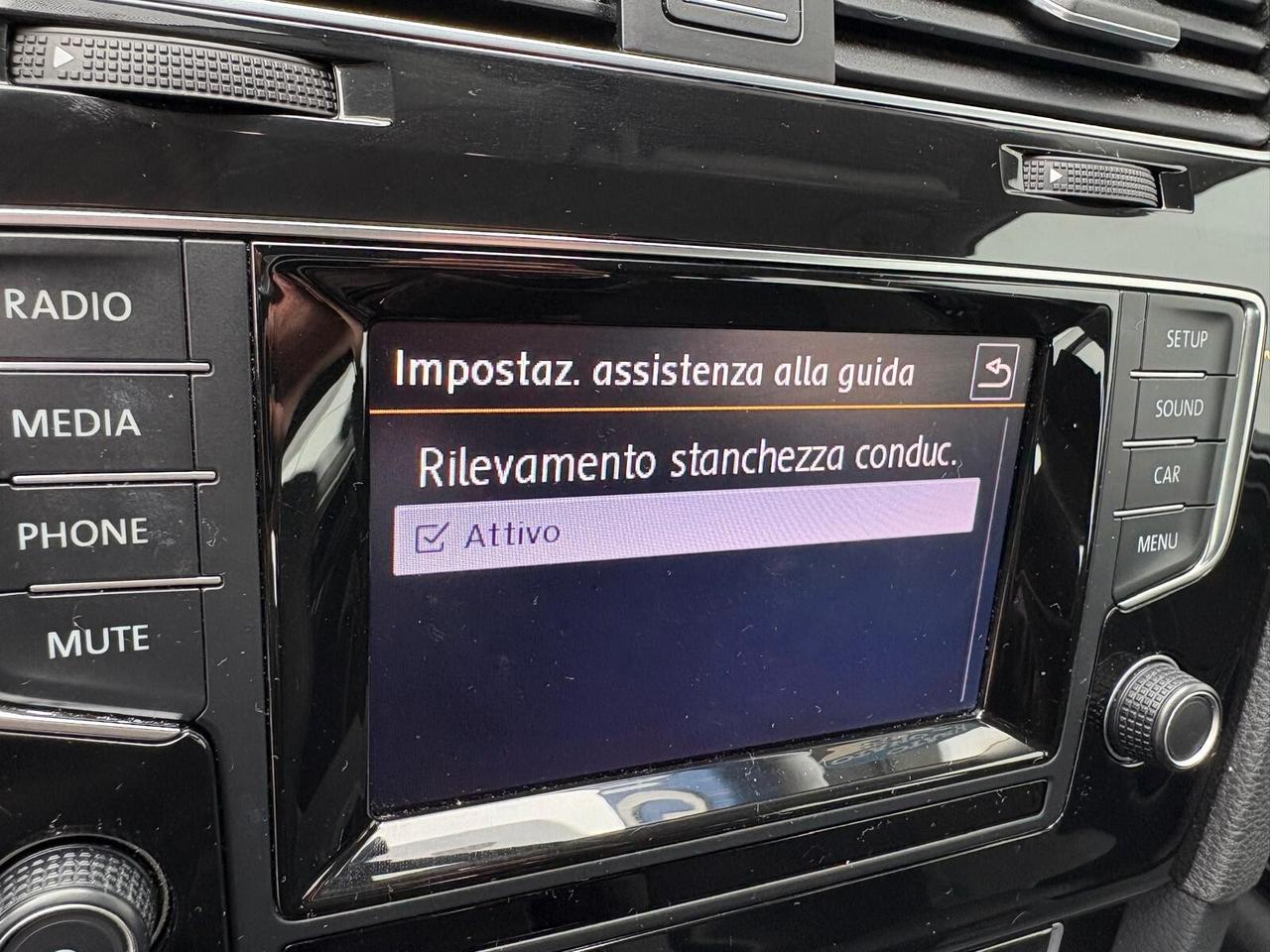 Volkswagen Golf HIGHLINE 1.6 TDI 5p. BMT UNICO PR.