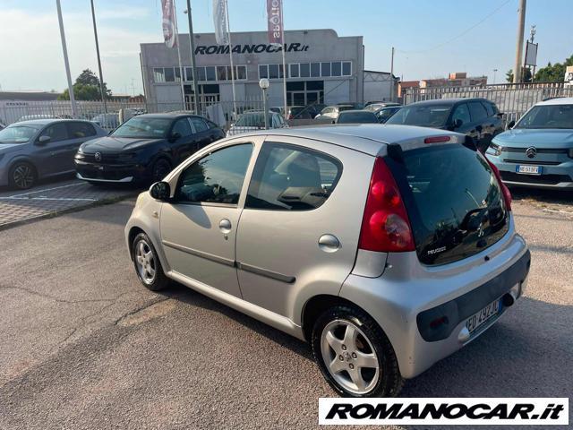 PEUGEOT 107 1.0 68CV 5p. Sweet Years 2Tronic