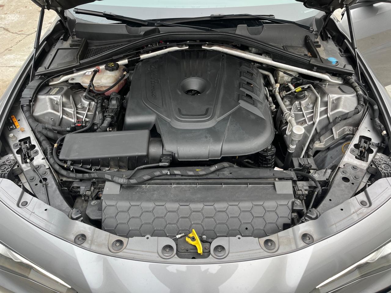 Alfa Romeo Giulia 2.2 Turbodiesel 180 CV AT8 Business Sport Launch Ed.