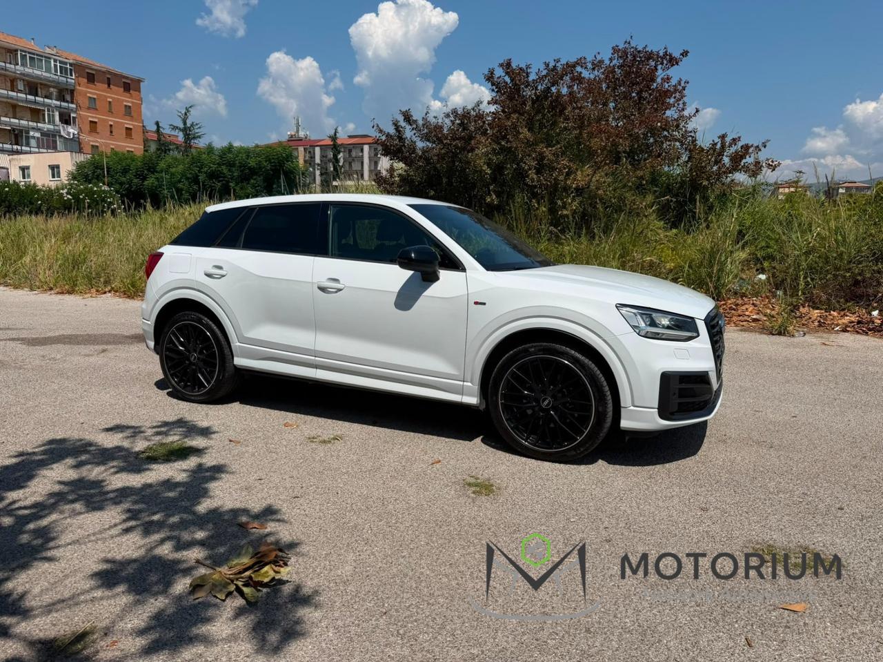 Audi Q2 30 1.6 tdi Identity Black s-tronic my20