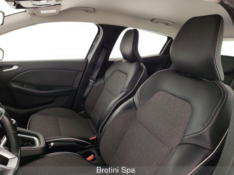 Renault Clio TCe 12V 100 CV 5 porte Intens