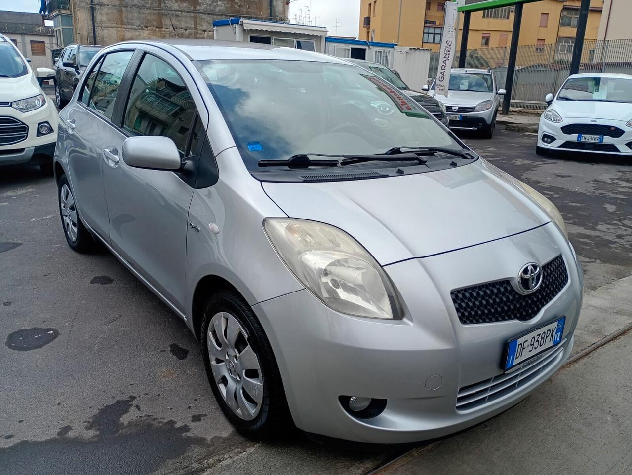 TOYOTA YARIS SOLI 100.000 KM 1.4 DIESEL UNICOPROPRIETARIO