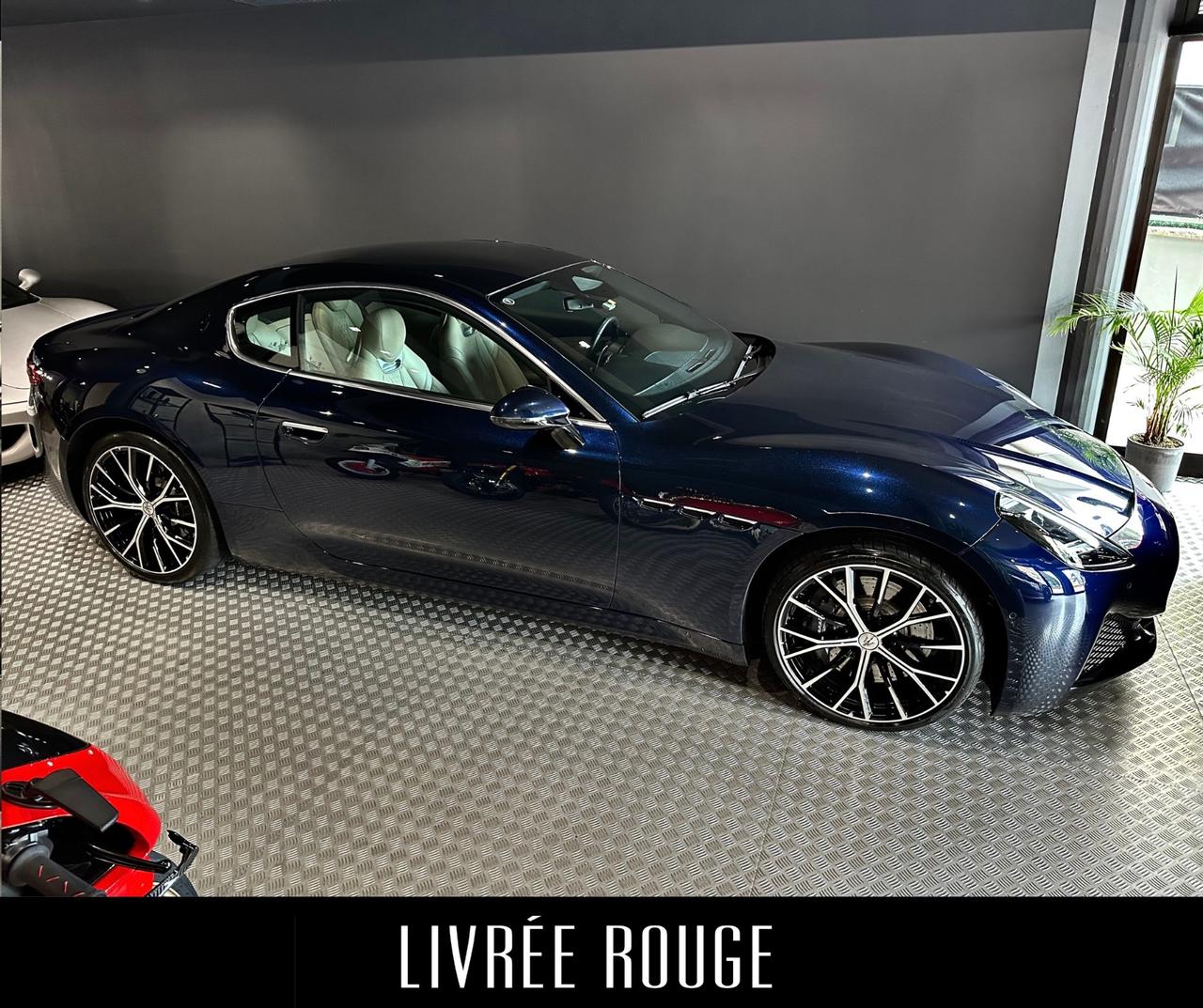 Maserati GranTurismo V6 490 CV AWD Modena