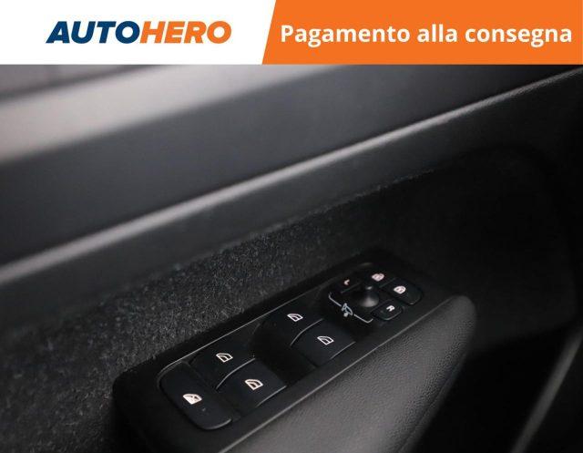 VOLVO XC40 T2 Geartronic Momentum Core