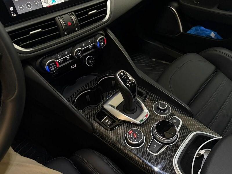 Alfa Romeo Giulia 2.9 V6 510 CV Quadrifoglio AT8