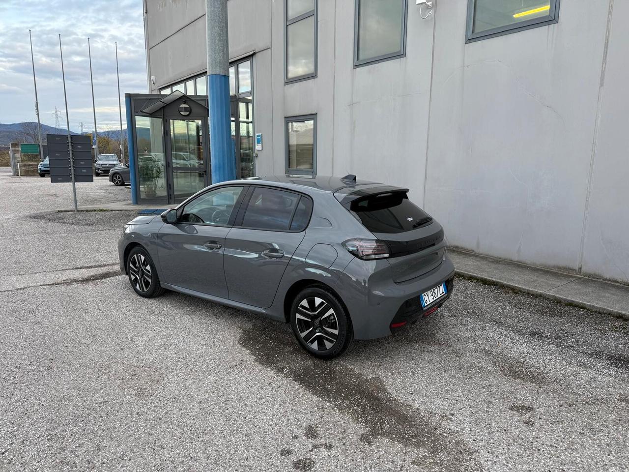 Peugeot 208 PureTech 100 Stop&Start 5 porte Allure