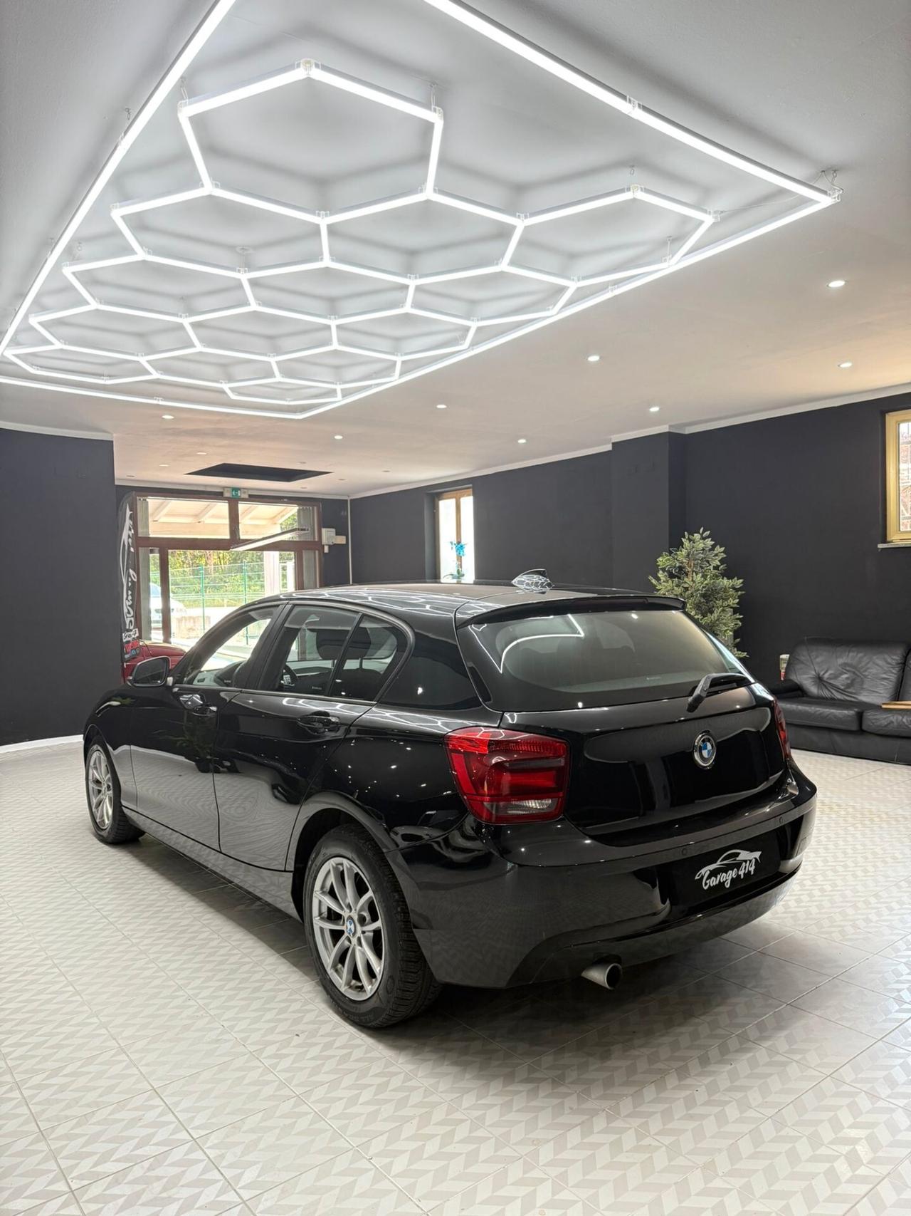 Bmw 114 114d 5p. Unique