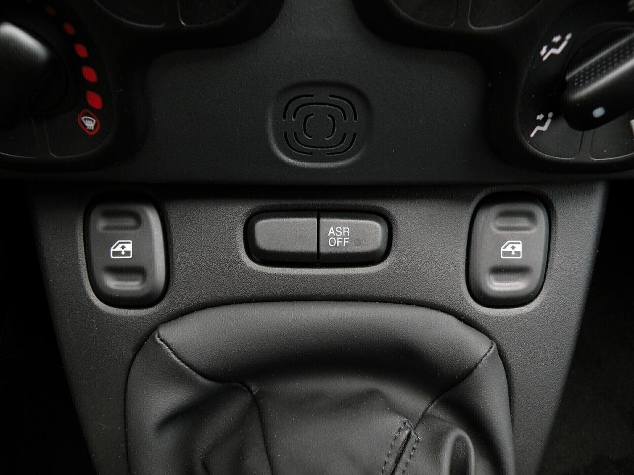 FIAT PANDA HYBRID - NOLEGGIO