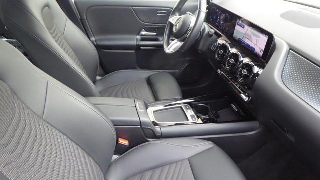 MERCEDES-BENZ GLA 180 d Automatic Progressive Advanced