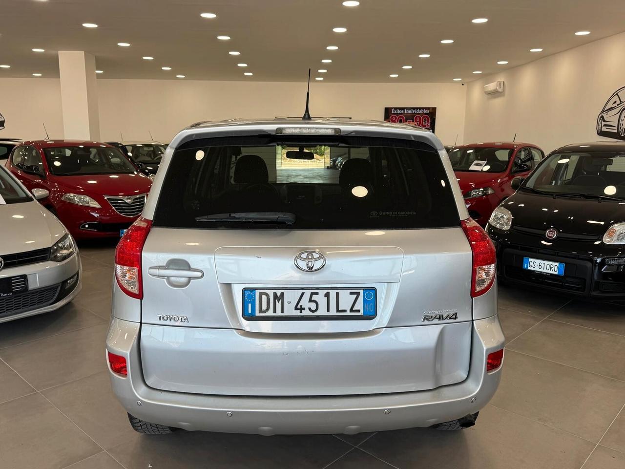 Toyota RAV 4 RAV4 2.2 D-4D 136 CV DPF Luxury