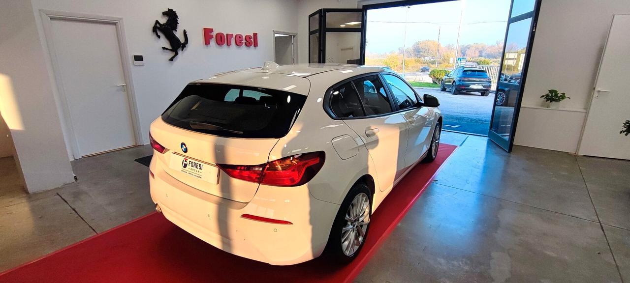 Bmw 116 116d 5p. Business Advantage