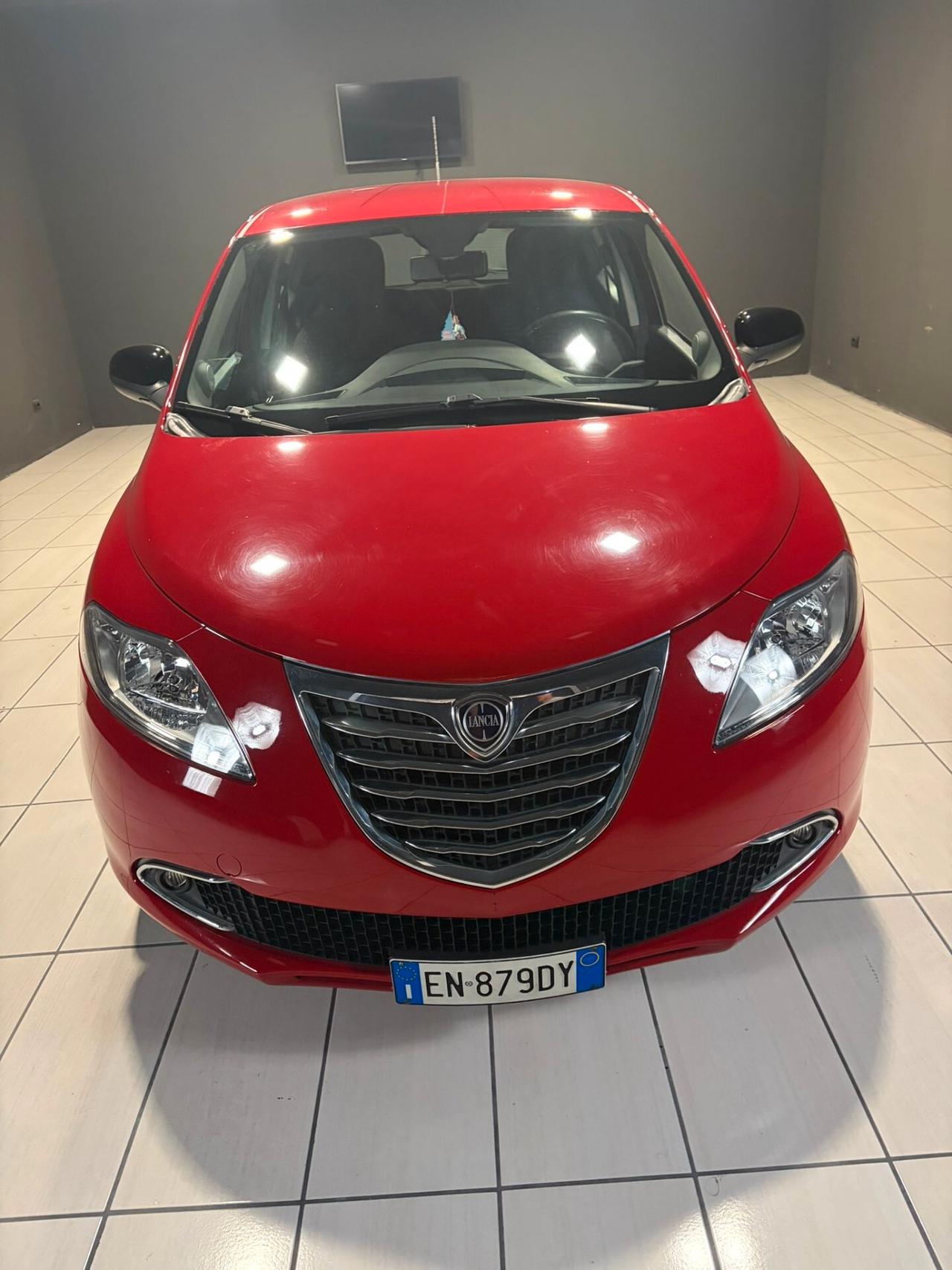 LANCIA YPSILON DEL 2012 900 BENZINA 30.000 KM