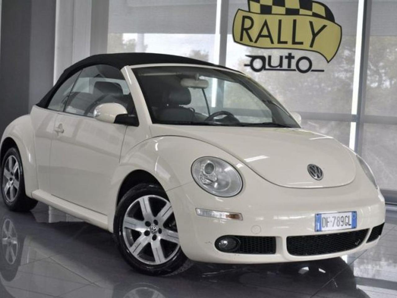 Volkswagen Maggiolino Cabrio 1.9 Tdi Higline