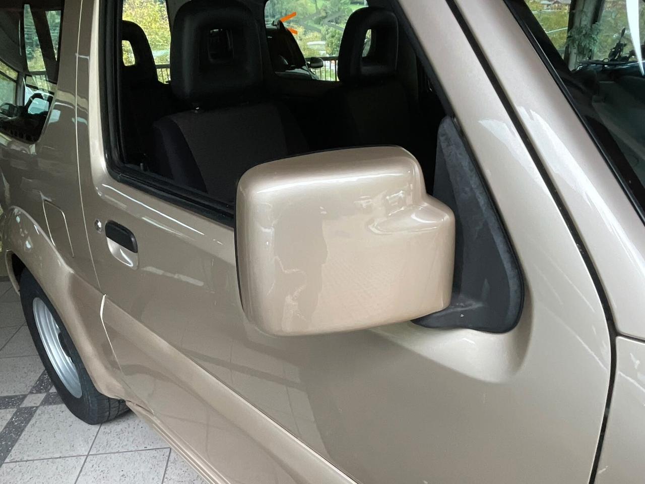 Suzuki Jimny 1.3i 16V cat 4WD JLX