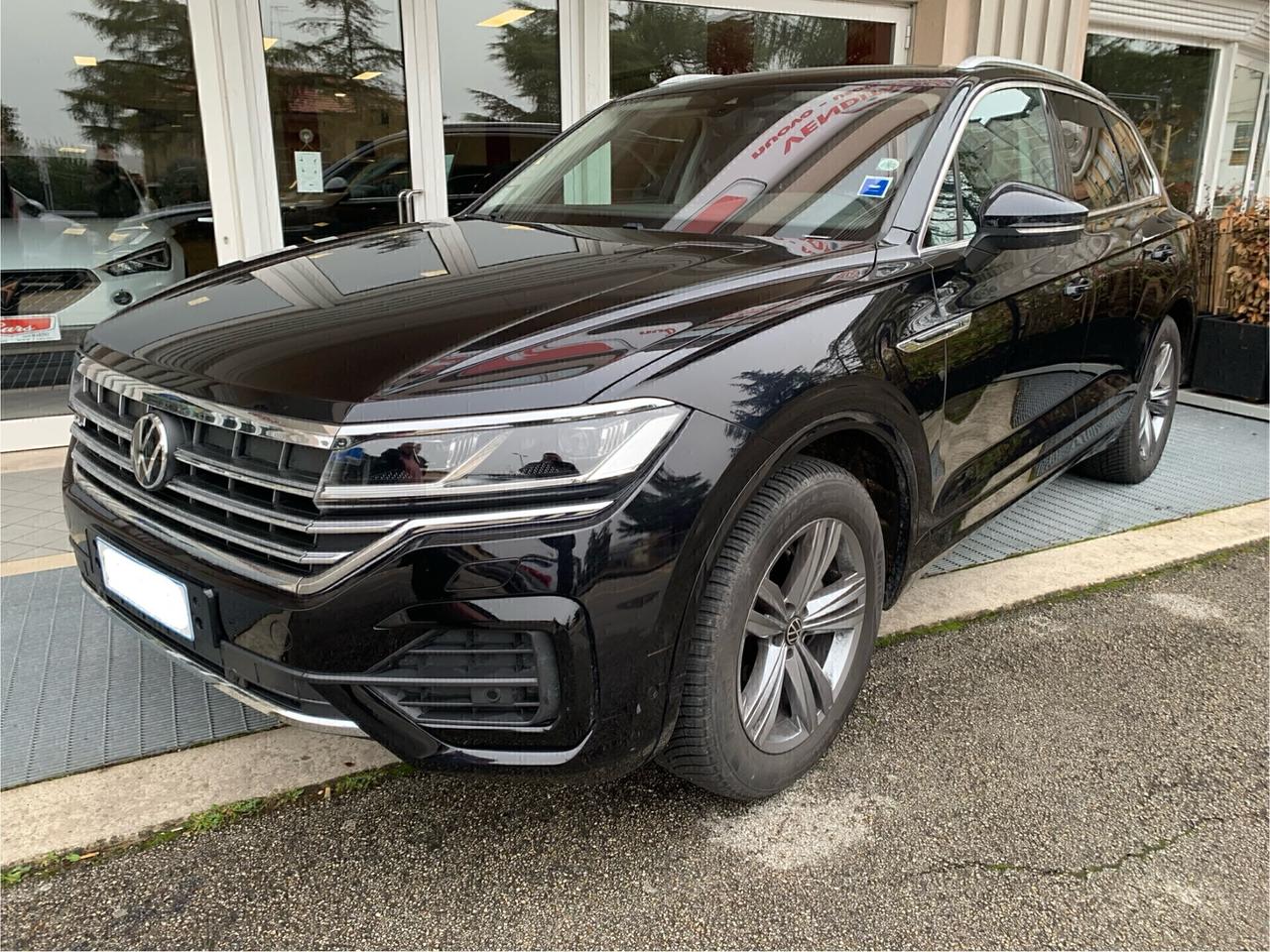 VOLKSWAGEN TOUAREG 3.0 V6 TDI 231 CV 4MOTION R-LINE