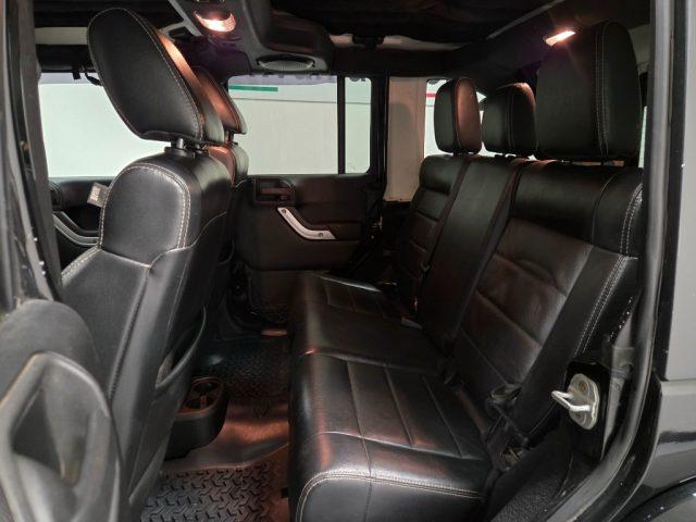 JEEP Wrangler Unlimited 2.8 CRD DPF rock's