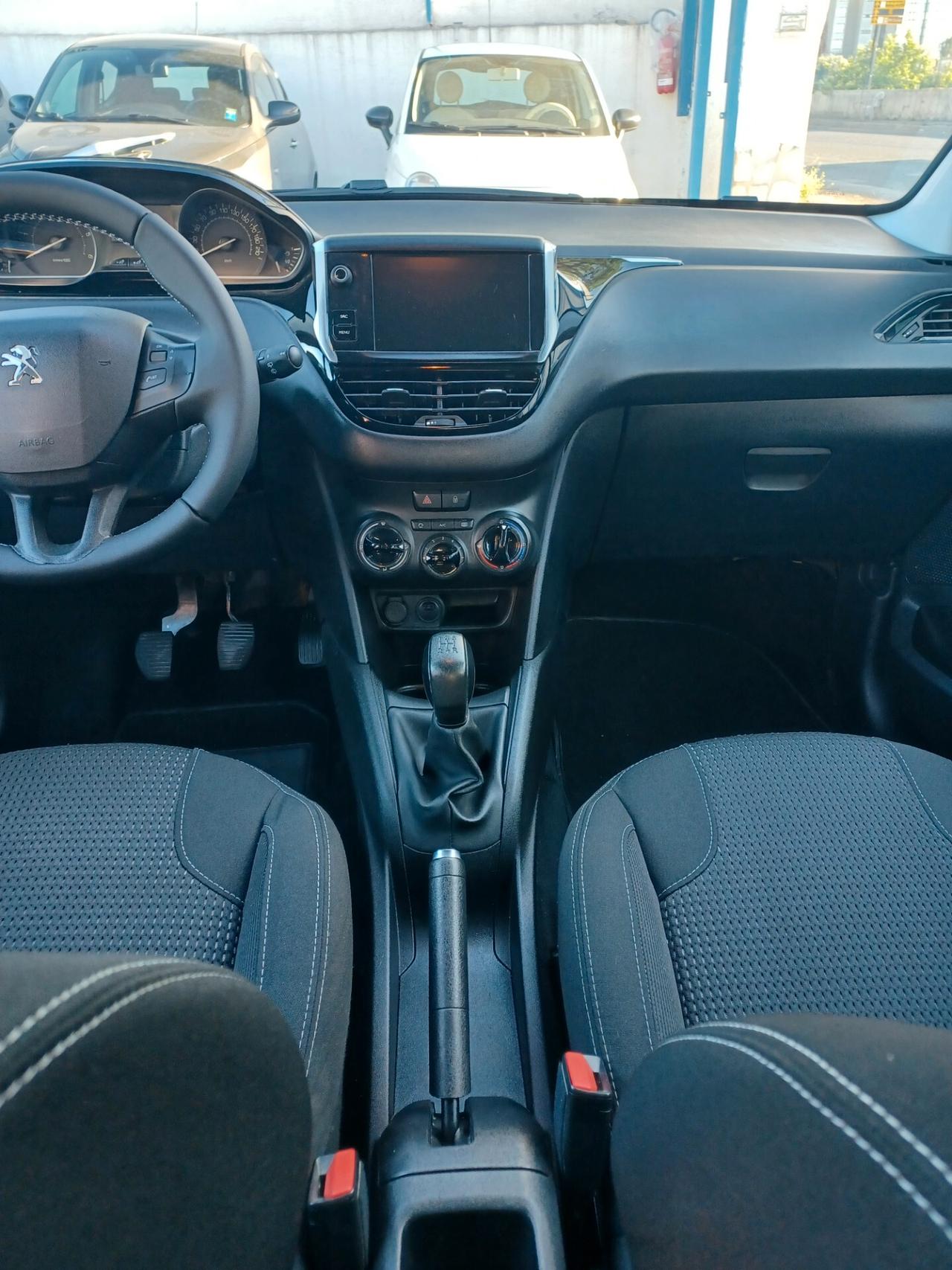 Peugeot 208 BlueHDi 5 porte ANNO 2021