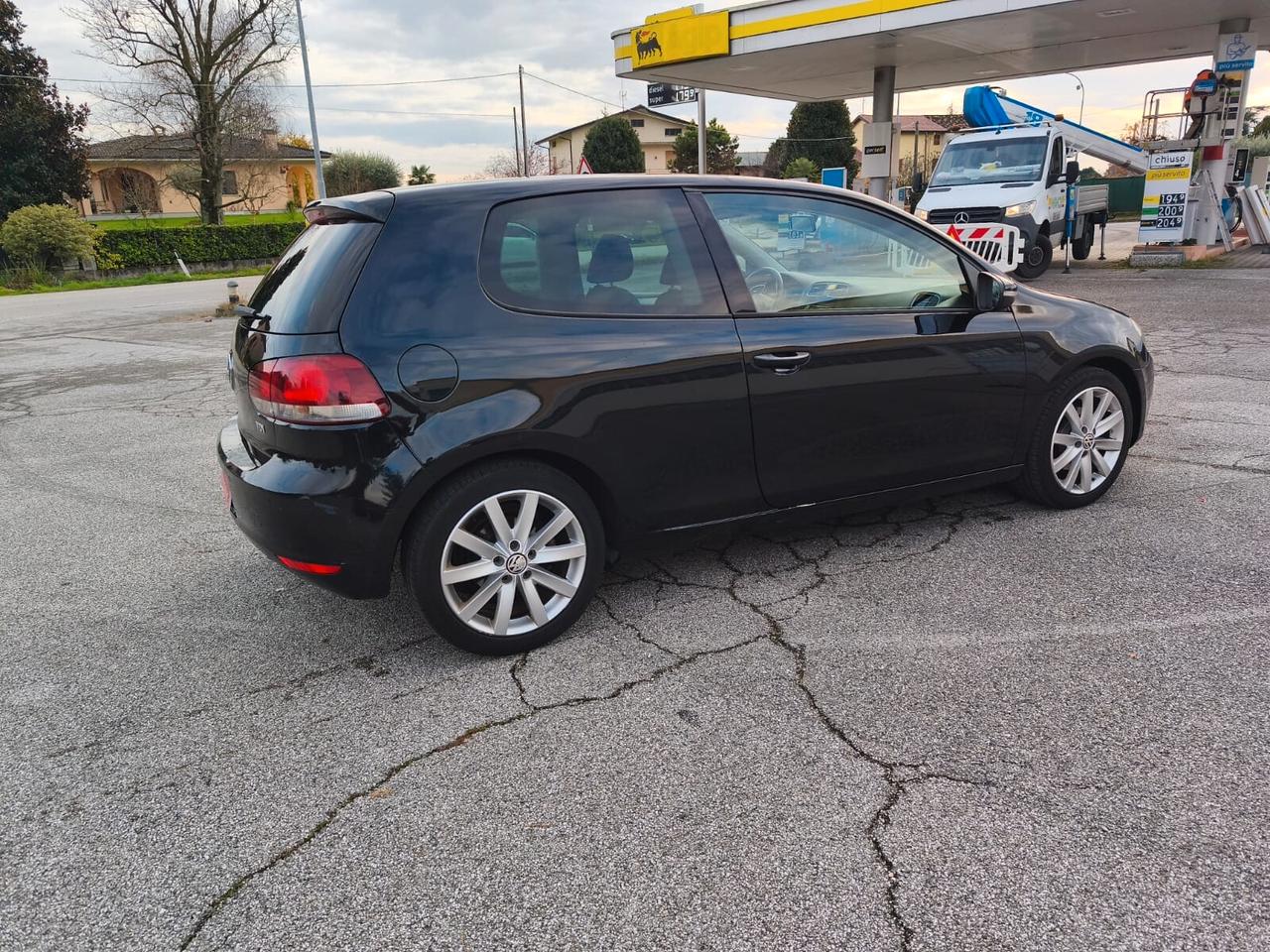 Volkswagen Golf 1.6 TDI 3p. Highline Accetto Permute