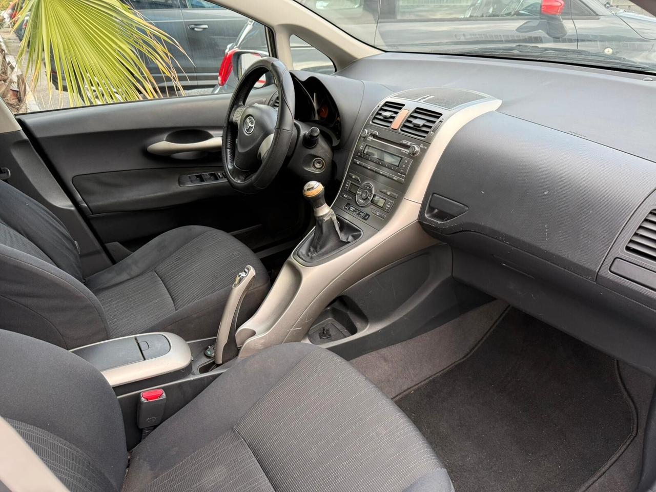 Toyota Auris 1.4 D-4D 5 porte Sol