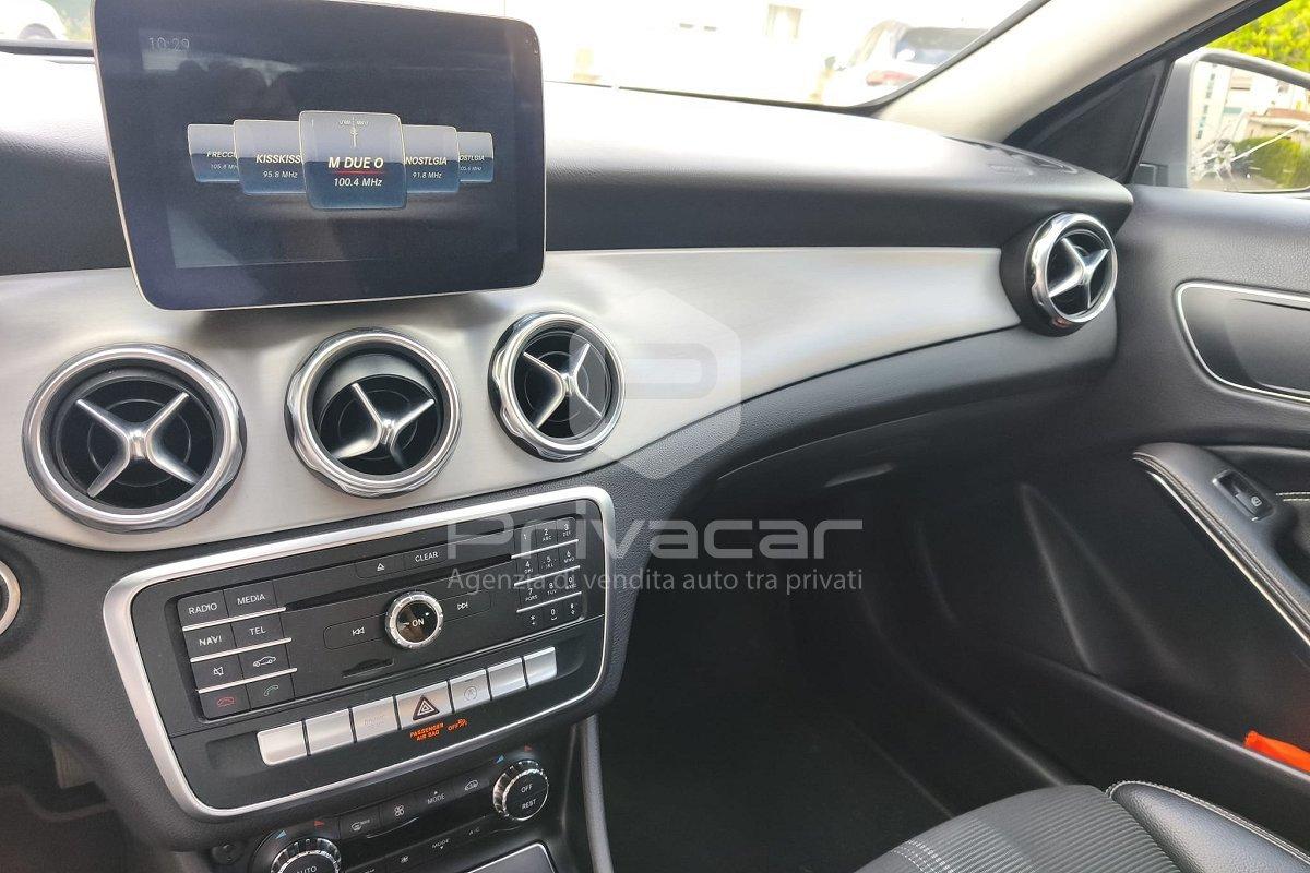 MERCEDES GLA 220 d Automatic 4Matic Premium