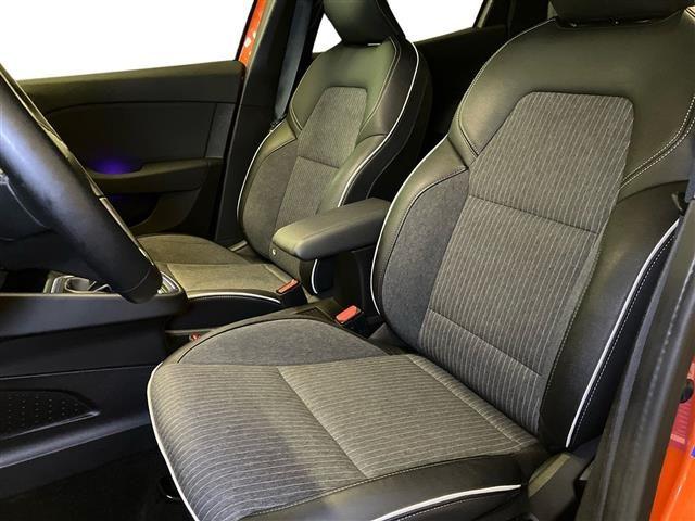 RENAULT Clio 1.6 E Tech hybrid Intens 140cv auto my21