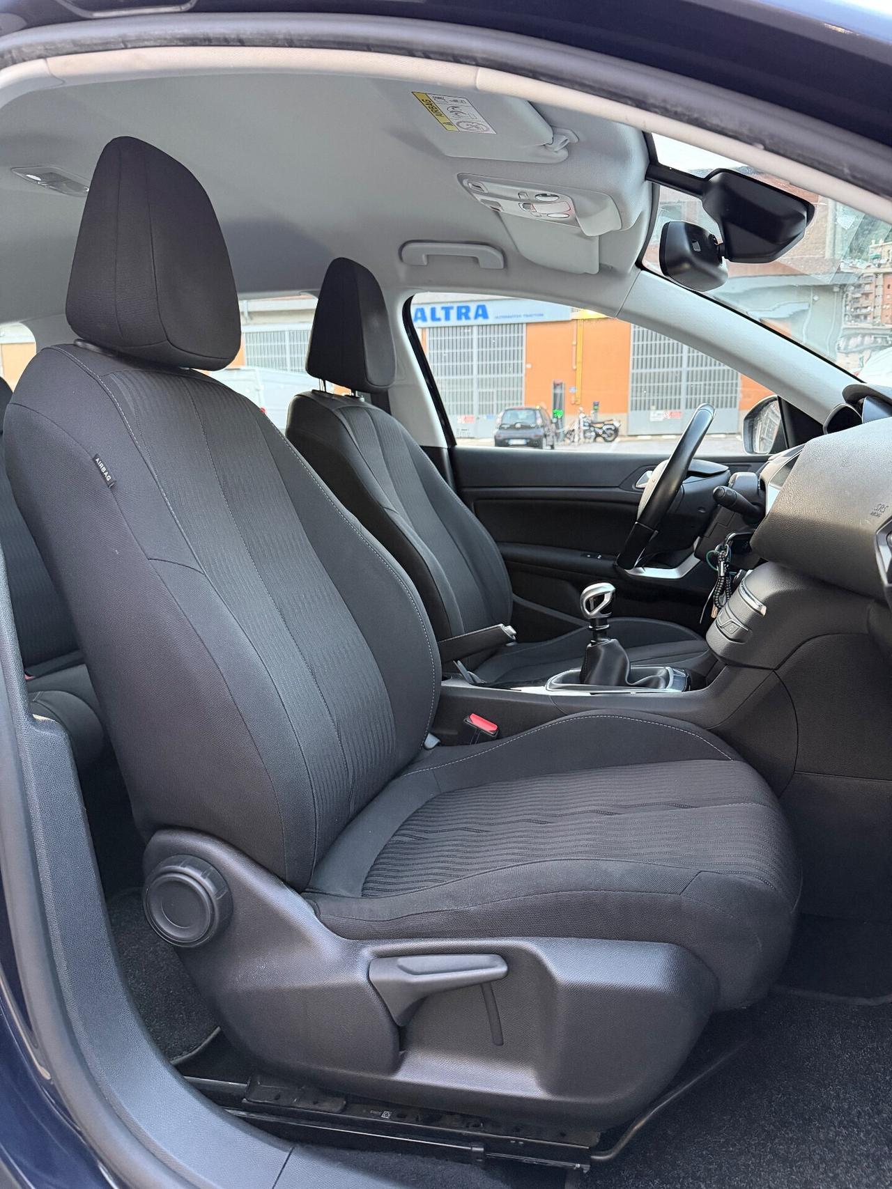 Peugeot 308 BlueHDi 120 CV / EURO 6