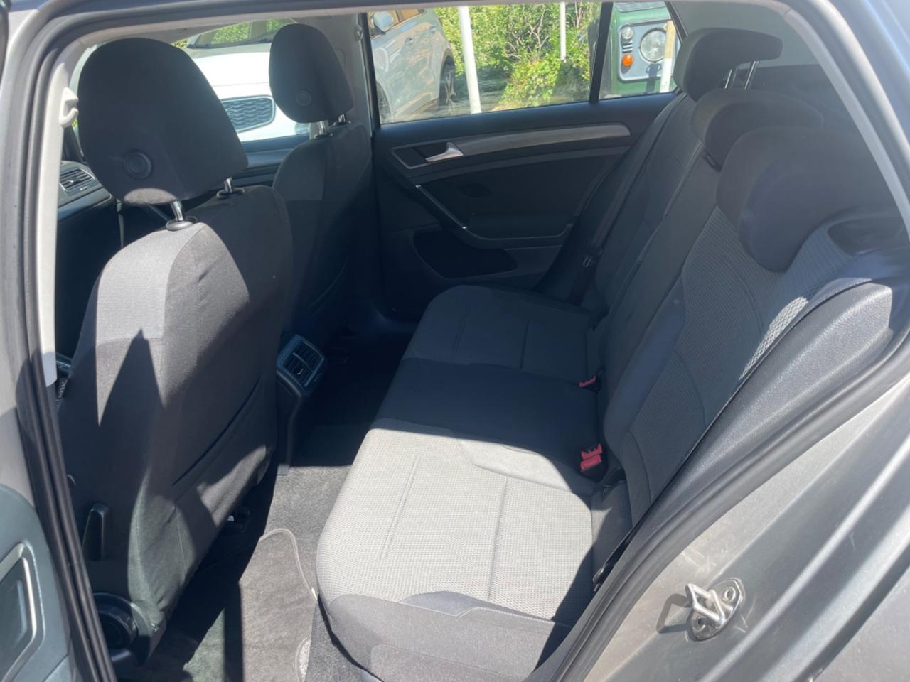 Volkswagen Golf 1.6 TDI 5p. Highline BlueMotion Technology